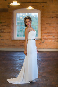 Eva // Wedding Dress