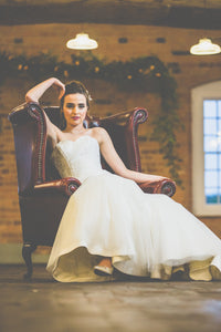Olivia  // Wedding Dress