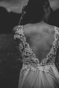 Imogen // Gupure Lace Illusion Wedding Dress