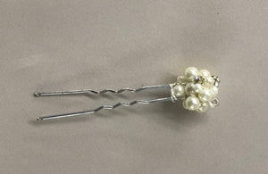 Set of 3 Pearl and Diamonte Hair Cluster Pins